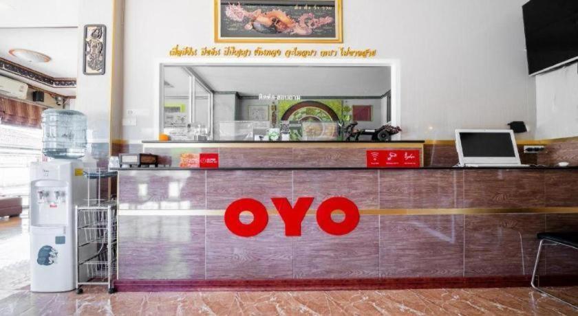 Oyo 836 Pk Residence Sattahip Exteriör bild